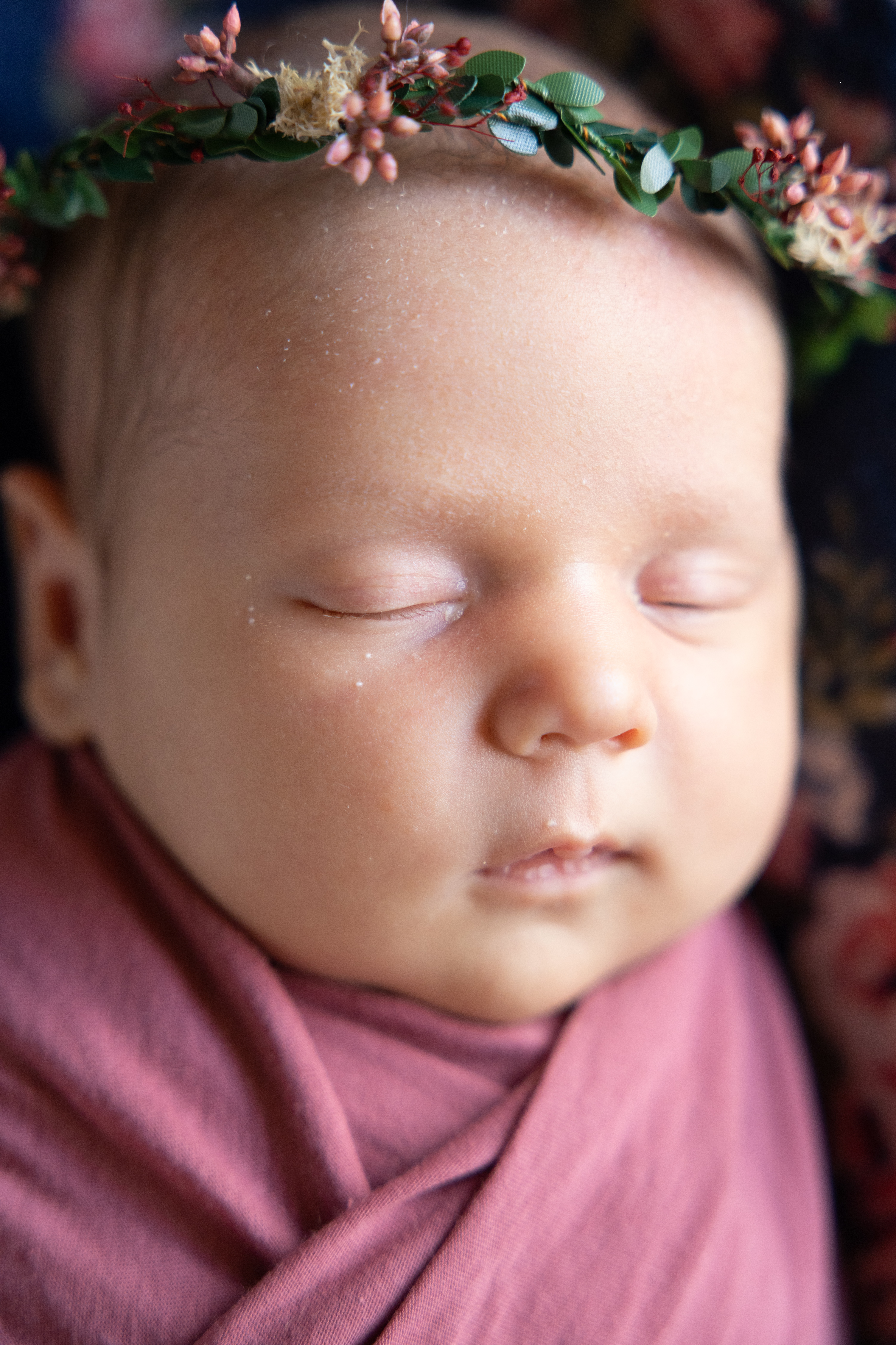 middle georgia newborn photographer. new born photos. props, wraps, basket, flokati